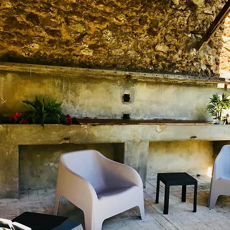 Le Gite Du Domaine Miltat Pierry