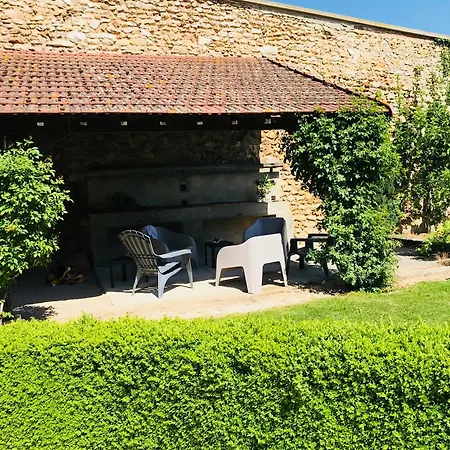 Le Du Domaine Miltat Hébergement de vacances