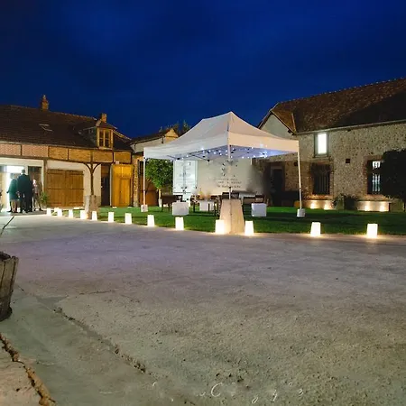 Le Du Domaine Miltat Ferienhaus